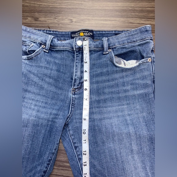 Lucky Brand Sienna Slim Boyfriend Jeans Size 8 / 29 - Picture 3 of 8
